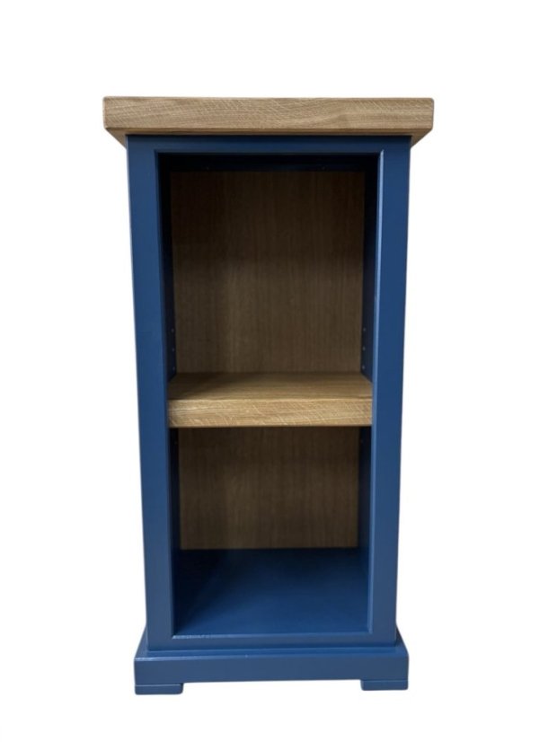 Odkládací stolek Classic Cube bez zásuvky