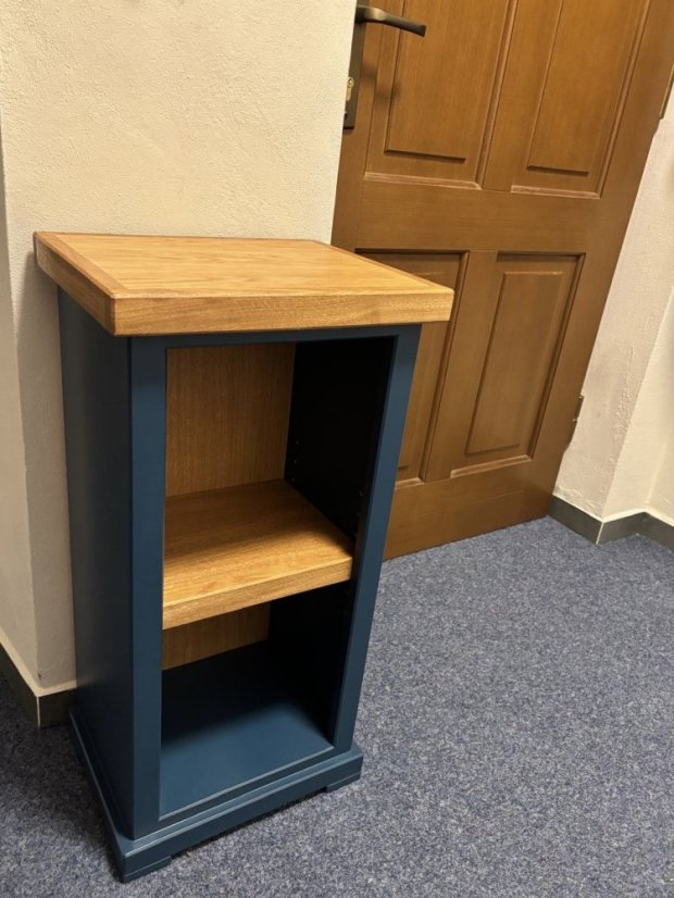 Odkládací stolek Classic Cube bez zásuvky - Odstín: M436 Royal